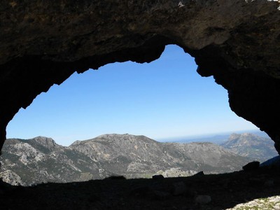 cueva de las dos puertas