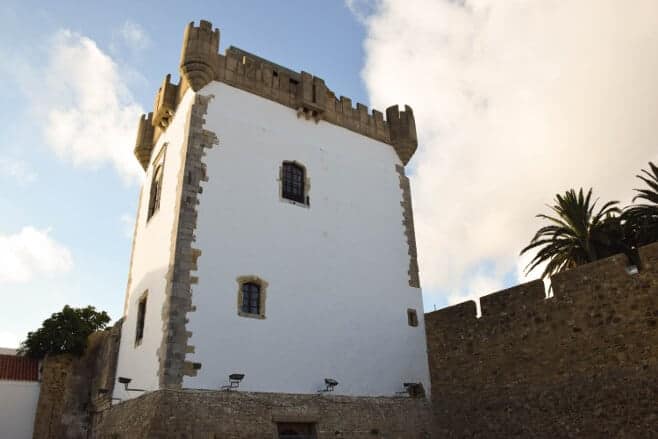 torre de Borj Al Kamra