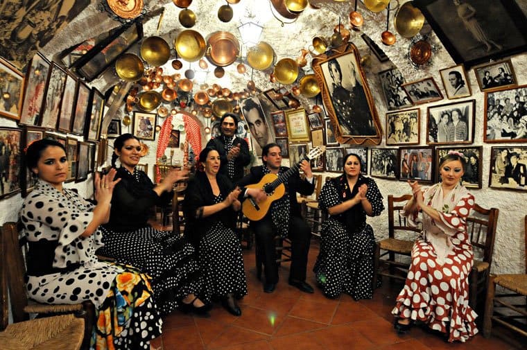 Ruta flamenca: los tablaos más auténticos de Andalucía tablao Zambra Maria la Canastera